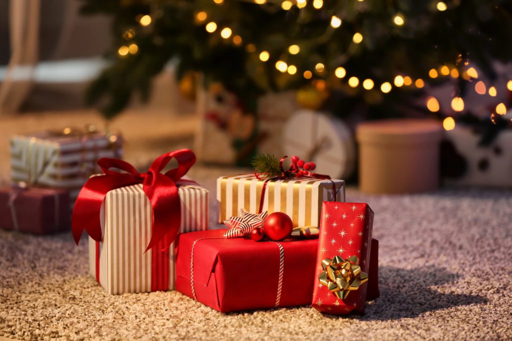 Festive Creativity: Customize Your Perfect Christmas Gift with Print On Demand Services